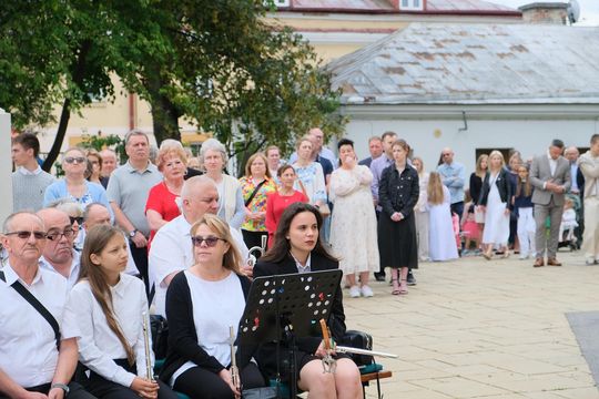 Chełm. Boże Ciało 2025 - uroczysta msza św. w kościele pw. Rozesłania Świętych Apostołów [GALERIA ZDJĘĆ]