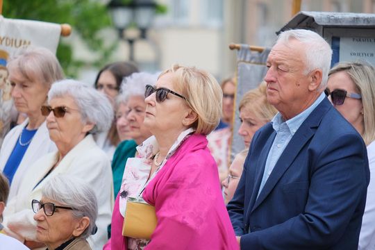 Chełm. Boże Ciało 2025 - uroczysta msza św. w kościele pw. Rozesłania Świętych Apostołów [GALERIA ZDJĘĆ]