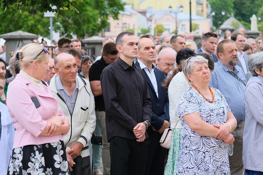 Chełm. Boże Ciało 2025 - uroczysta msza św. w kościele pw. Rozesłania Świętych Apostołów [GALERIA ZDJĘĆ]