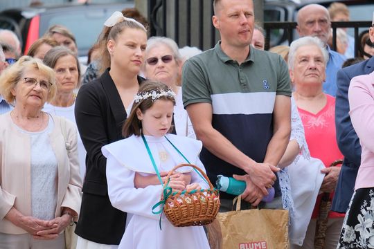 Chełm. Boże Ciało 2025 - uroczysta msza św. w kościele pw. Rozesłania Świętych Apostołów [GALERIA ZDJĘĆ]