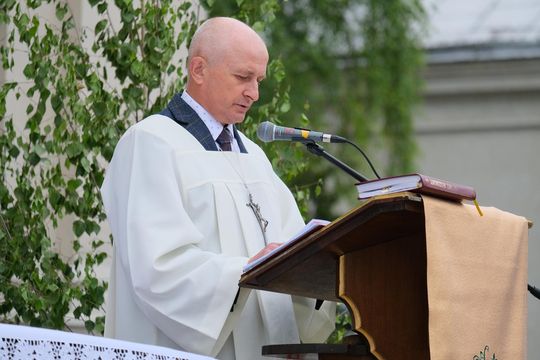 Chełm. Boże Ciało 2025 - uroczysta msza św. w kościele pw. Rozesłania Świętych Apostołów [GALERIA ZDJĘĆ]