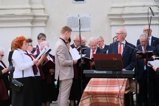 Chełm. Boże Ciało 2025 - uroczysta msza św. w kościele pw. Rozesłania Świętych Apostołów [GALERIA ZDJĘĆ]