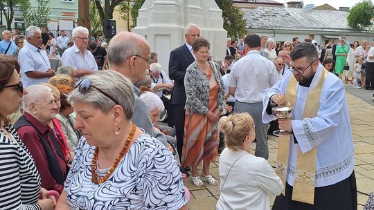 Chełm. Boże Ciało 2025 - uroczysta msza św. w kościele pw. Rozesłania Świętych Apostołów [GALERIA ZDJĘĆ]