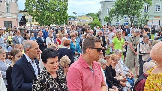 Chełm. Boże Ciało 2025 - uroczysta msza św. w kościele pw. Rozesłania Świętych Apostołów [GALERIA ZDJĘĆ]