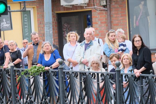 Chełm. Boże Ciało 2025 - uroczysta procesja w centrum miasta [GALERIA ZDJĘĆ]