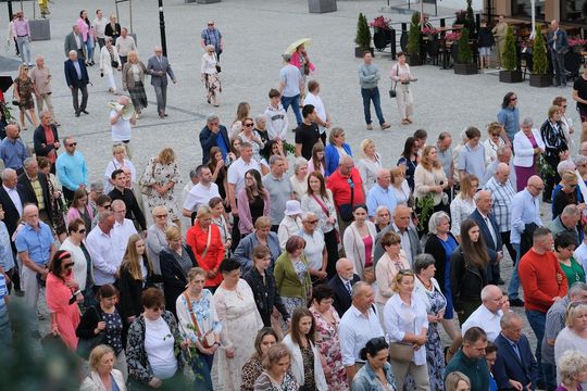 Chełm. Boże Ciało 2025 - uroczysta procesja w centrum miasta [GALERIA ZDJĘĆ]