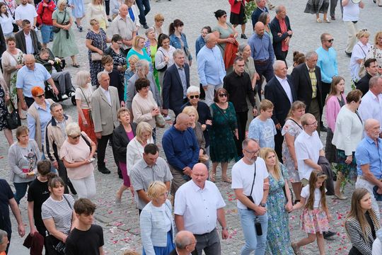 Chełm. Boże Ciało 2025 - uroczysta procesja w centrum miasta [GALERIA ZDJĘĆ]