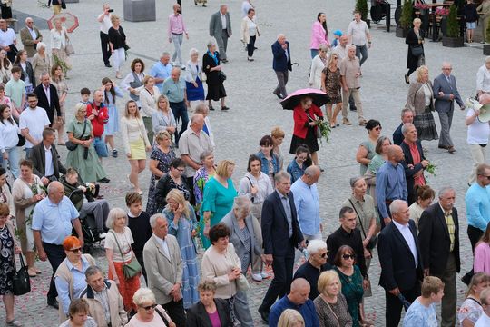 Chełm. Boże Ciało 2025 - uroczysta procesja w centrum miasta [GALERIA ZDJĘĆ]
