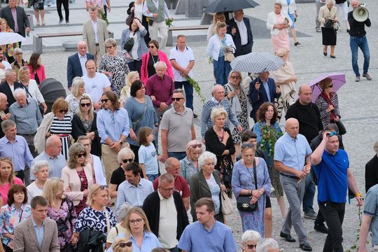 Chełm. Boże Ciało 2025 - uroczysta procesja w centrum miasta [GALERIA ZDJĘĆ]