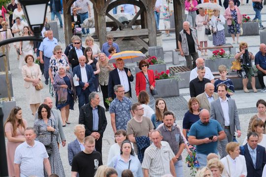 Chełm. Boże Ciało 2025 - uroczysta procesja w centrum miasta [GALERIA ZDJĘĆ]