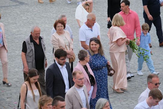 Chełm. Boże Ciało 2025 - uroczysta procesja w centrum miasta [GALERIA ZDJĘĆ]