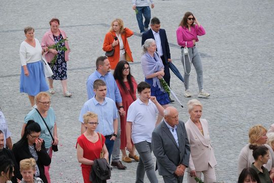 Chełm. Boże Ciało 2025 - uroczysta procesja w centrum miasta [GALERIA ZDJĘĆ]