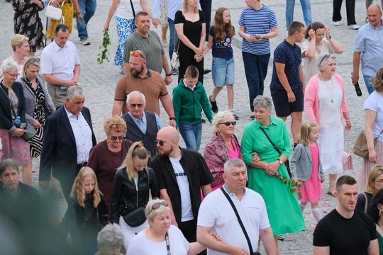 Chełm. Boże Ciało 2025 - uroczysta procesja w centrum miasta [GALERIA ZDJĘĆ]