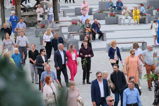 Chełm. Boże Ciało 2025 - uroczysta procesja w centrum miasta [GALERIA ZDJĘĆ]