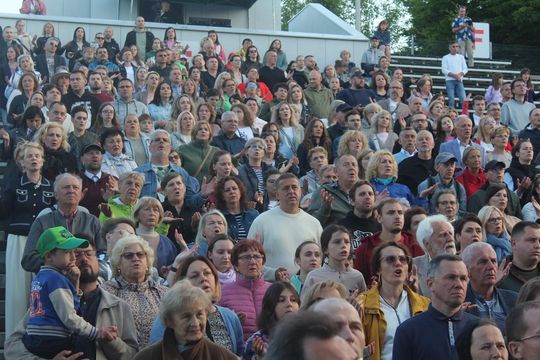 Chełm. Wieczór Chwały "W Nim jest życie" w Amfiteatrze w Kumowej Dolinie [GALERIA ZDJĘĆ]