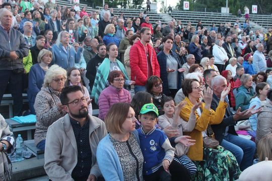 Chełm. Wieczór Chwały "W Nim jest życie" w Amfiteatrze w Kumowej Dolinie [GALERIA ZDJĘĆ]