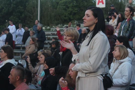 Chełm. Wieczór Chwały "W Nim jest życie" w Amfiteatrze w Kumowej Dolinie [GALERIA ZDJĘĆ]