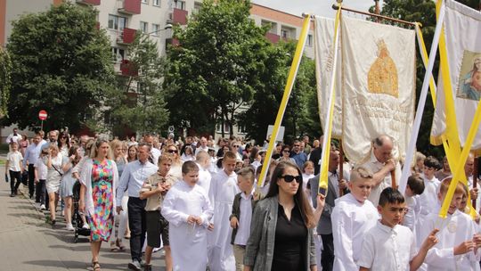 Chełm. Boże Ciało w Parafii pw. Chrystusa Odkupiciela w Chełmie [GALERIA ZDJĘĆ]