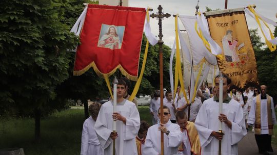 Chełm. Boże Ciało w Parafii pw. Chrystusa Odkupiciela w Chełmie [GALERIA ZDJĘĆ]