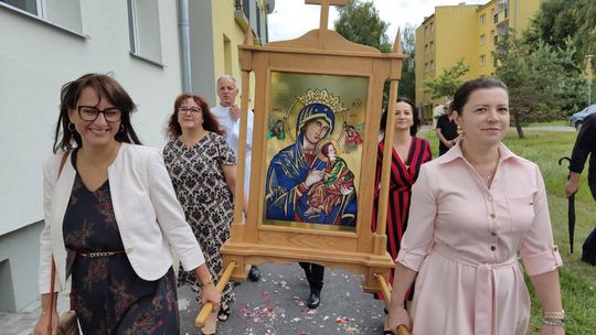 Chełm. Boże Ciało w Parafii Rzymskokatolickiej pw. Świętej Rodziny w Chełmie [GALERIA ZDJĘĆ]