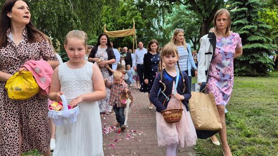 Chełm. Boże Ciało w Parafii Rzymskokatolickiej pw. Świętej Rodziny w Chełmie [GALERIA ZDJĘĆ]