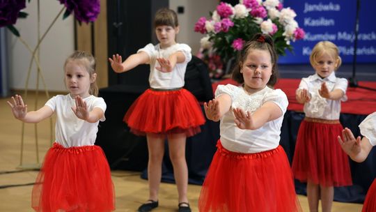 Uroczyste otwarcie Centrum Kultury w Leśniowicach [GALERIA ZDJĘĆ]