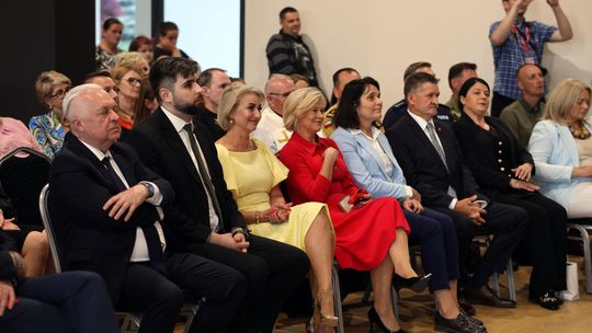 Uroczyste otwarcie Centrum Kultury w Leśniowicach [GALERIA ZDJĘĆ]