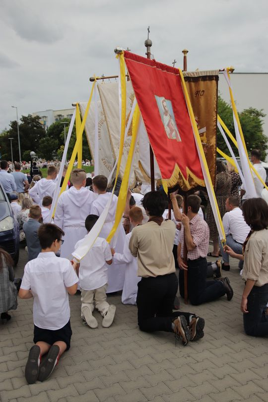 Chełm. Boże Ciało w Parafii pw. Chrystusa Odkupiciela w Chełmie [GALERIA ZDJĘĆ]