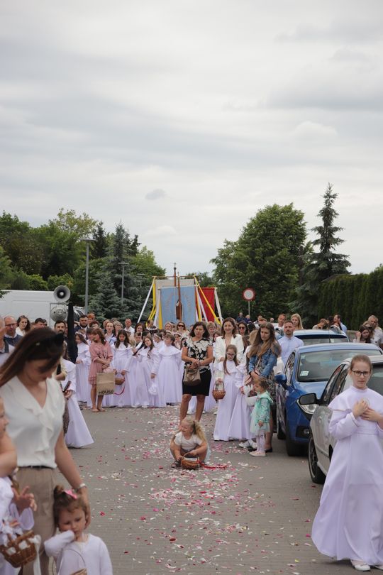 Chełm. Boże Ciało w Parafii pw. Chrystusa Odkupiciela w Chełmie [GALERIA ZDJĘĆ]