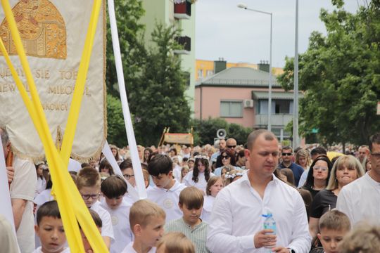 Chełm. Boże Ciało w Parafii pw. Chrystusa Odkupiciela w Chełmie [GALERIA ZDJĘĆ]