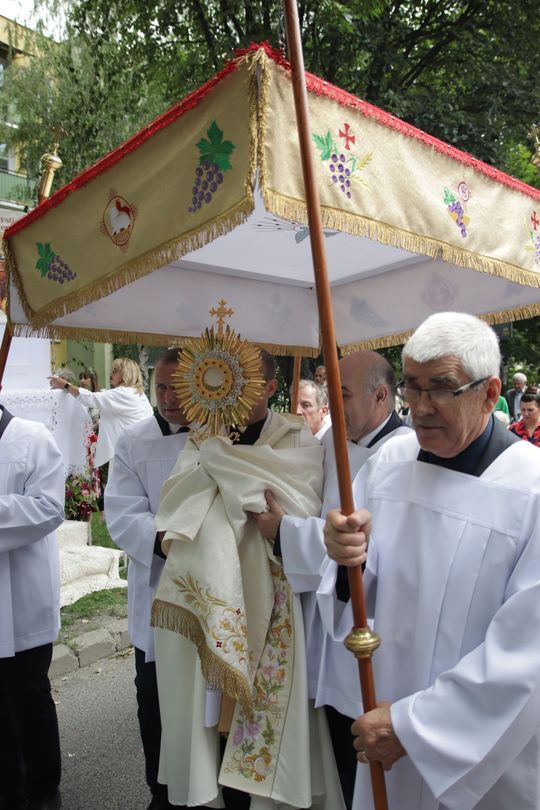 Chełm. Boże Ciało w Parafii pw. Chrystusa Odkupiciela w Chełmie [GALERIA ZDJĘĆ]