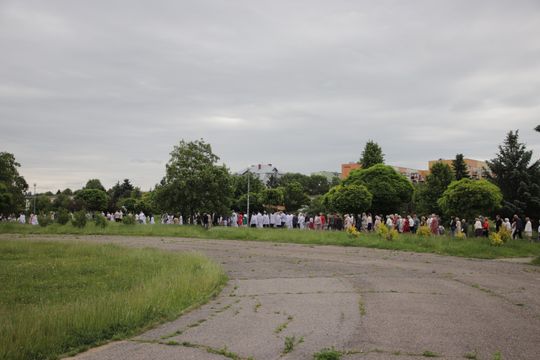 Chełm. Boże Ciało w Parafii pw. Chrystusa Odkupiciela w Chełmie [GALERIA ZDJĘĆ]