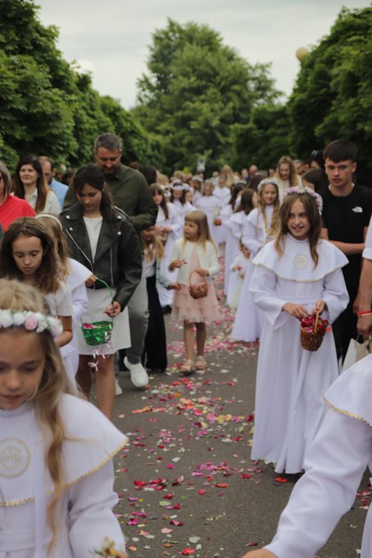 Chełm. Boże Ciało w Parafii pw. Chrystusa Odkupiciela w Chełmie [GALERIA ZDJĘĆ]
