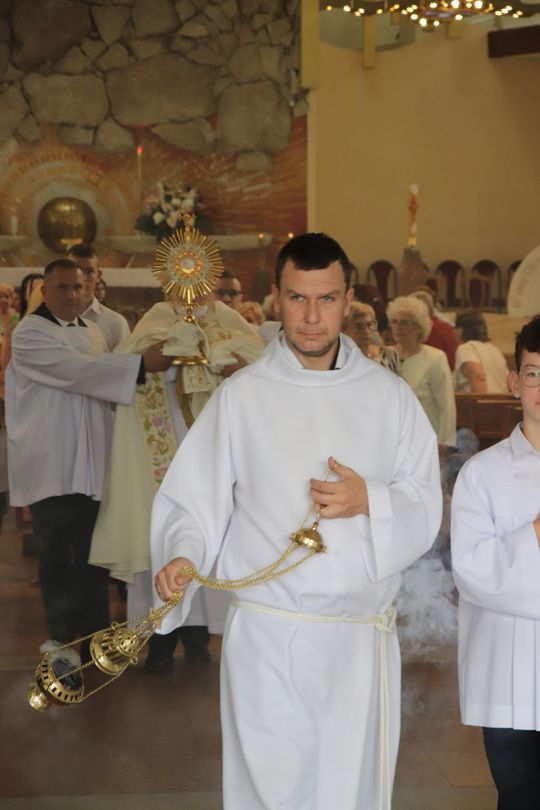 Chełm. Boże Ciało w Parafii pw. Chrystusa Odkupiciela w Chełmie [GALERIA ZDJĘĆ]