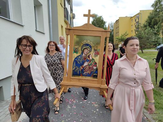 Chełm. Boże Ciało w Parafii Rzymskokatolickiej pw. Świętej Rodziny w Chełmie [GALERIA ZDJĘĆ]