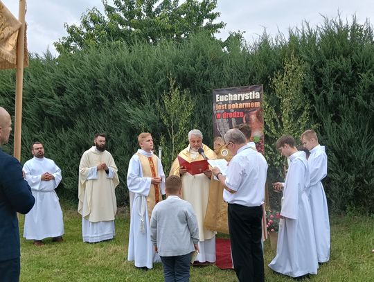 Chełm. Boże Ciało w Parafii Rzymskokatolickiej pw. Świętej Rodziny w Chełmie [GALERIA ZDJĘĆ]