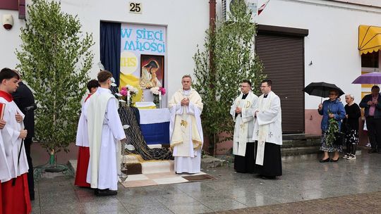 Boże Ciało w parafii Św. Franciszka Ksawerego w Krasnymstawie [ZDJĘCIA]