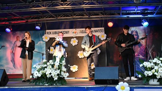 Śpiewaj Panu Ziemio Cała! Przegląd Piosenki Religijnej - Krasnystaw dla Jezusa [GALERIA ZDJĘĆ]