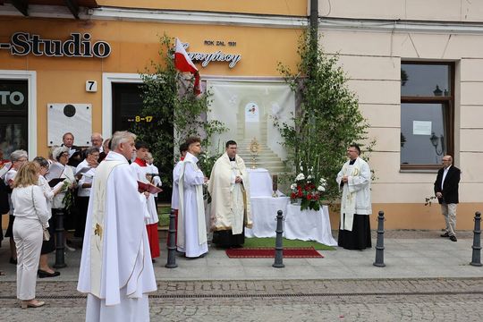 Boże Ciało w parafii Św. Franciszka Ksawerego w Krasnymstawie [ZDJĘCIA]