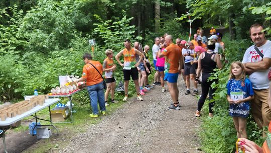 Chełm. Tłumnie upamiętnili Tomka Koguciuka. Bieg charytatywny po lesie Borek  [ZDJĘCIA]
