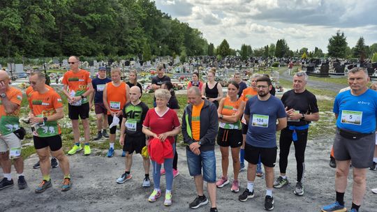 Chełm. Tłumnie upamiętnili Tomka Koguciuka. Bieg charytatywny po lesie Borek  [ZDJĘCIA]
