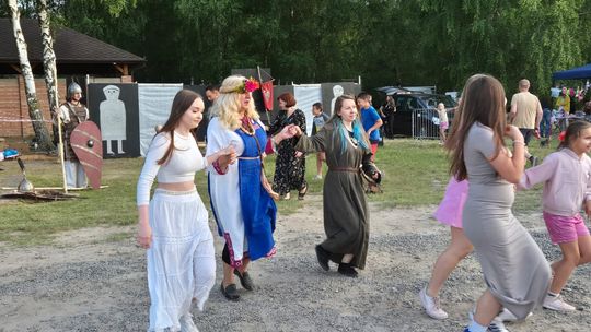 Gm. Siedliszcze. Magiczna Noc Świętojańska nad Zalewem w Majdanie Zahorodyńskim [GALERIA ZDJĘĆ]