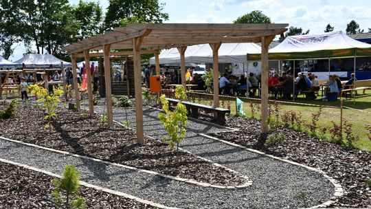 Radosny festyn rodzinny w Krasnymstawie! Ogród sensoryczny oficjalnie otwarty [GALERIA ZDJĘĆ]