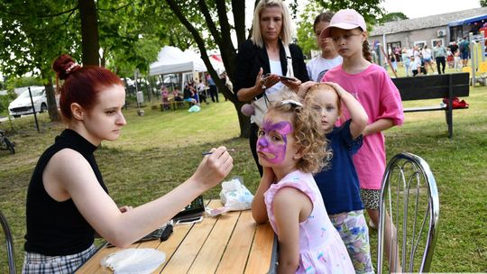 Radosny festyn rodzinny w Krasnymstawie! Ogród sensoryczny oficjalnie otwarty [GALERIA ZDJĘĆ]