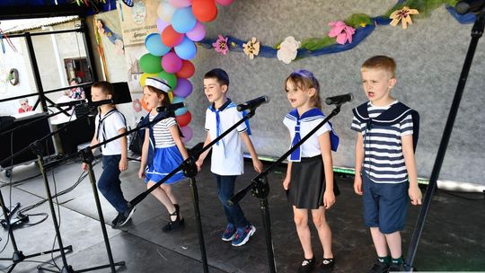 Radosny festyn rodzinny w Krasnymstawie! Ogród sensoryczny oficjalnie otwarty [GALERIA ZDJĘĆ]