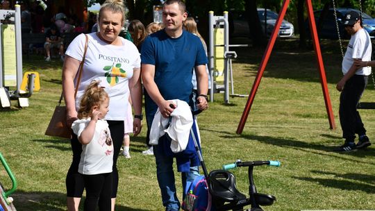 Radosny festyn rodzinny w Krasnymstawie! Ogród sensoryczny oficjalnie otwarty [GALERIA ZDJĘĆ]