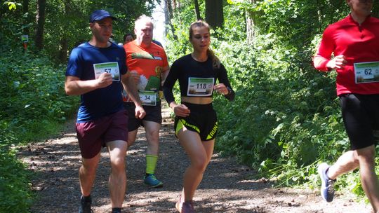 Chełm. Tłumnie upamiętnili Tomka Koguciuka. Bieg charytatywny po lesie Borek  [ZDJĘCIA]