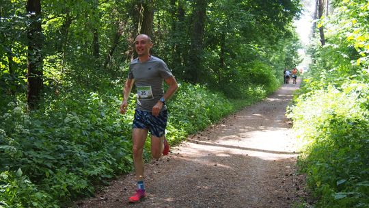 Chełm. Tłumnie upamiętnili Tomka Koguciuka. Bieg charytatywny po lesie Borek  [ZDJĘCIA]