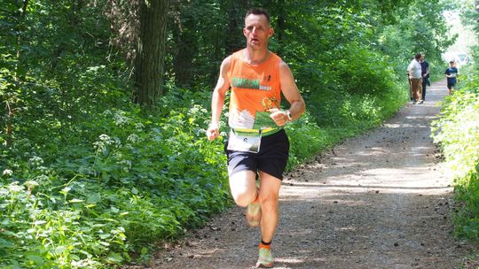 Chełm. Tłumnie upamiętnili Tomka Koguciuka. Bieg charytatywny po lesie Borek  [ZDJĘCIA]