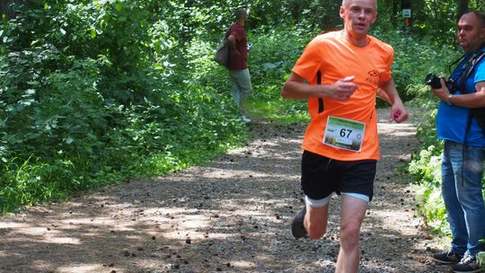 Chełm. Tłumnie upamiętnili Tomka Koguciuka. Bieg charytatywny po lesie Borek  [ZDJĘCIA]